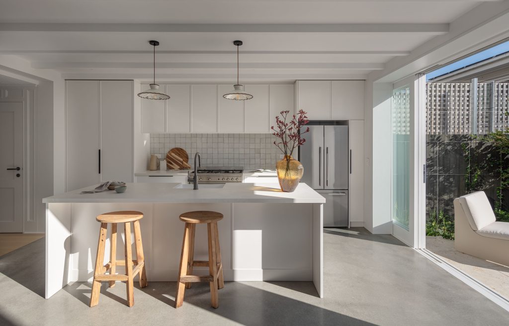 MLF26_TR_Build_Mill_Hill_Rd_00369